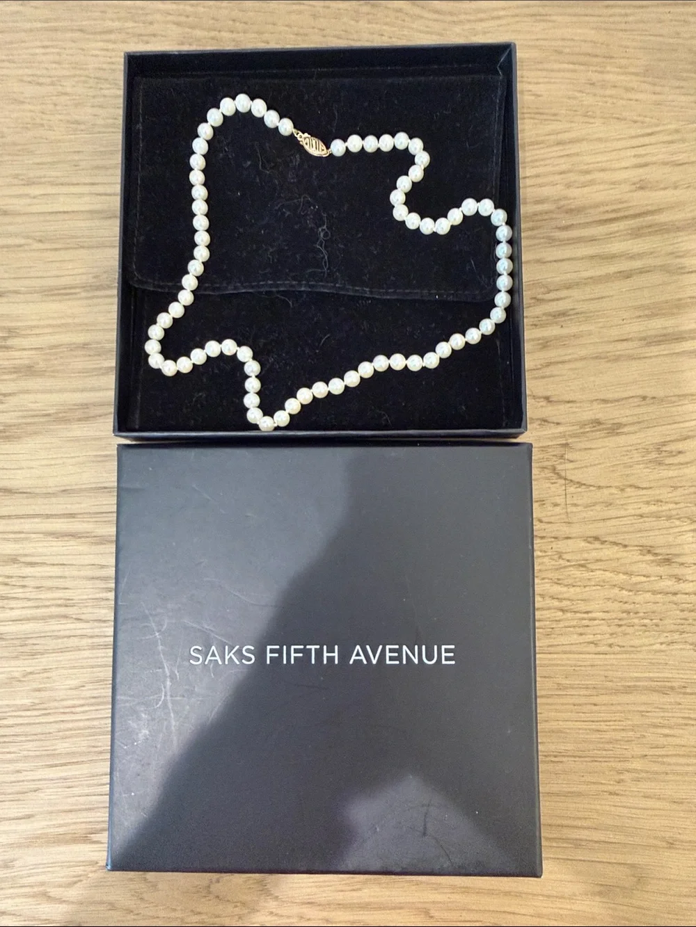 Saks Fifth Avenue White Pearl Necklace with Gold Clasp